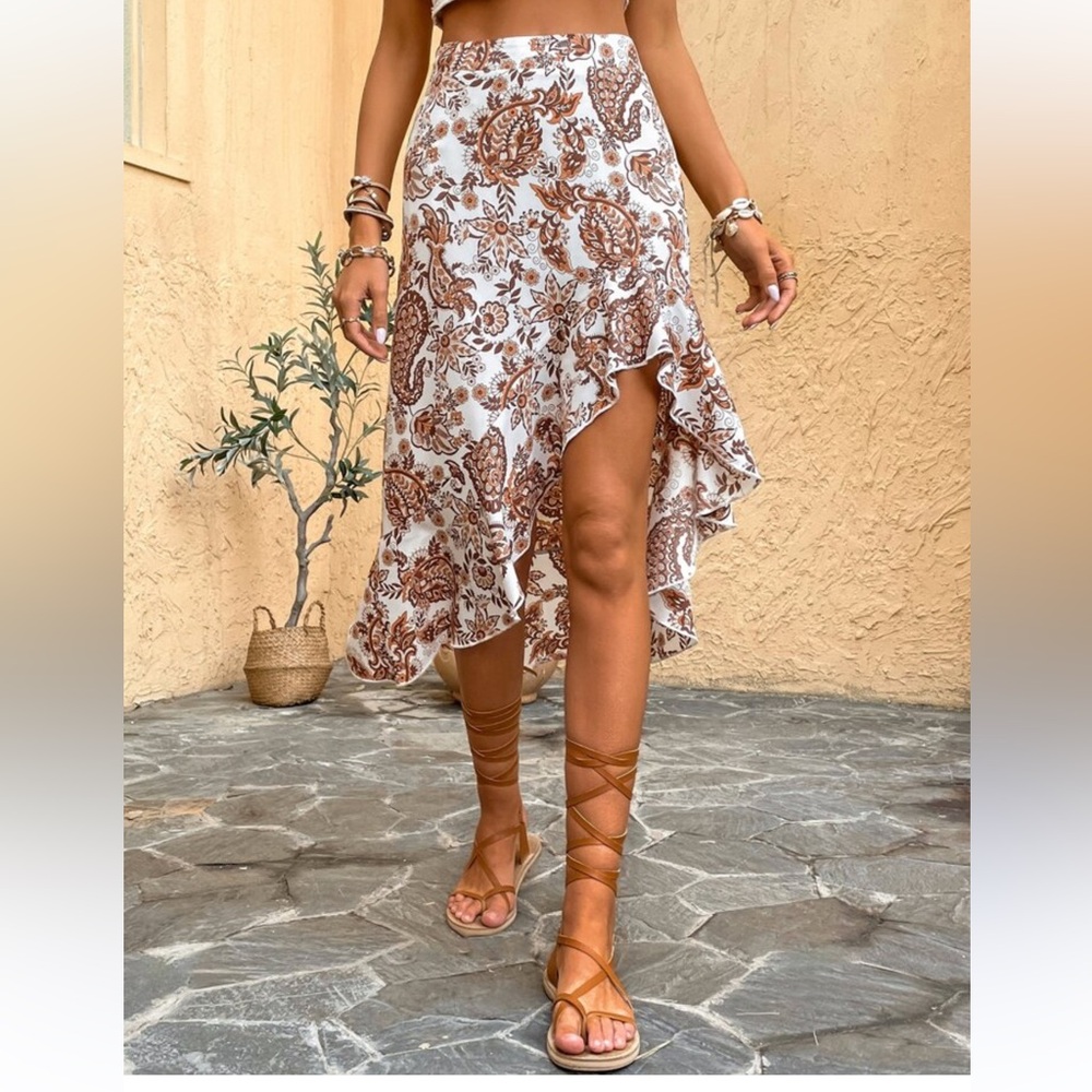 4/$25
Floral & Paisley Print Asymmetrical Ruffle Hem Skirt